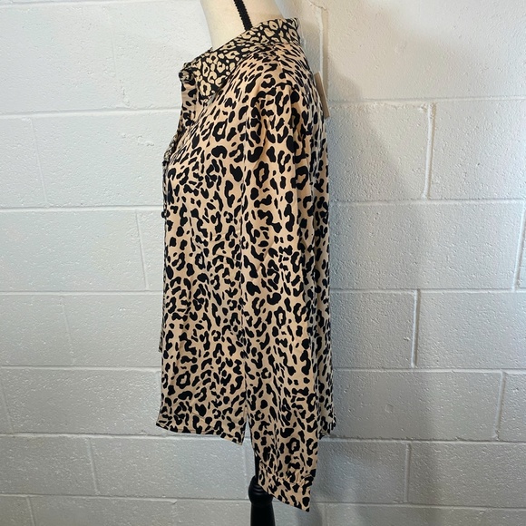 Honey Punch Leopard Print Long Sleeve High Low Top - Picture 3 of 15